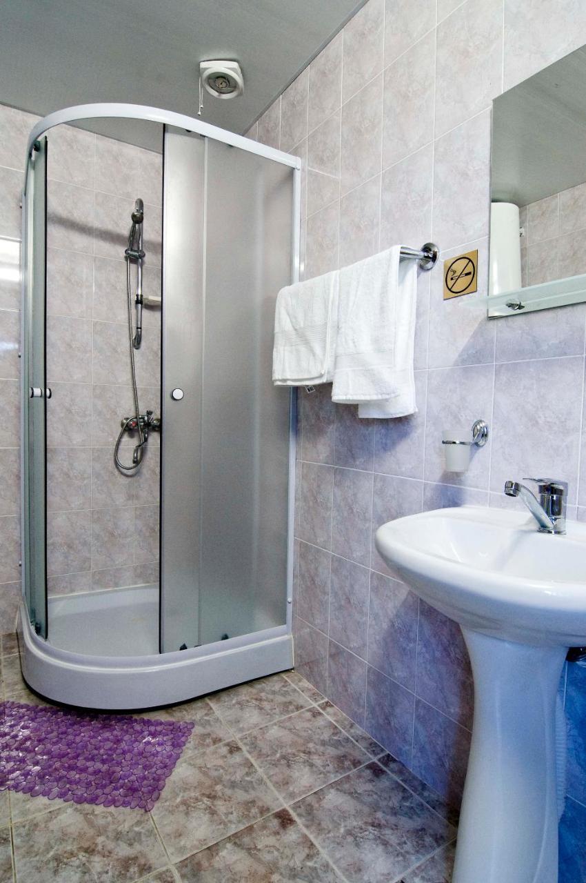 Guest House Zvanba Γκάγκρα Εξωτερικό φωτογραφία