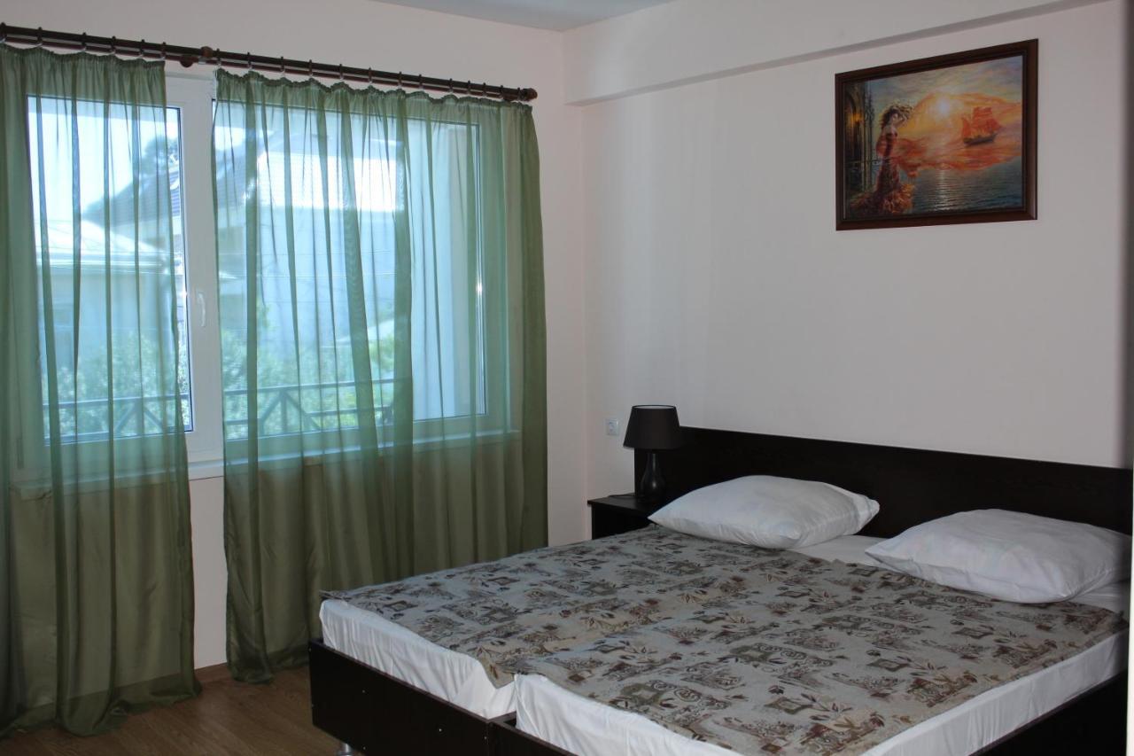 Guest House Zvanba Γκάγκρα Εξωτερικό φωτογραφία