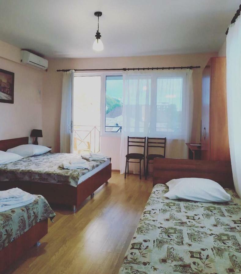 Guest House Zvanba Γκάγκρα Εξωτερικό φωτογραφία